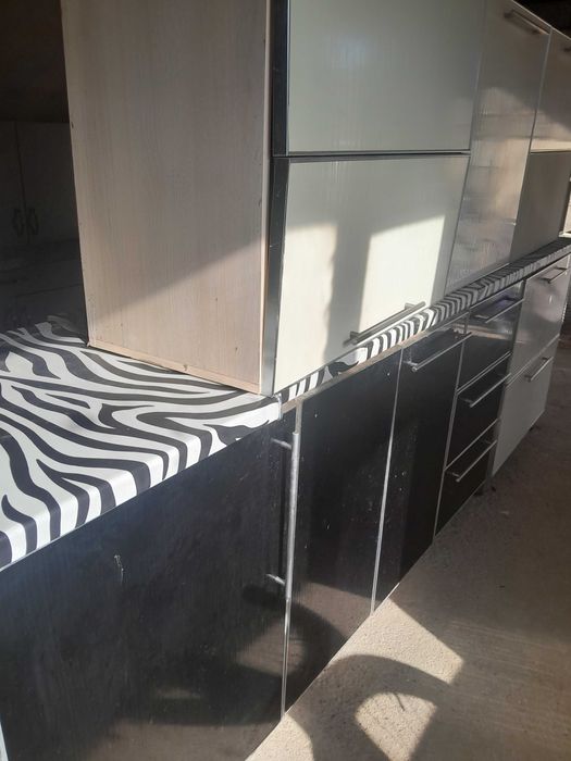 Кухонный гарнитур- акрил