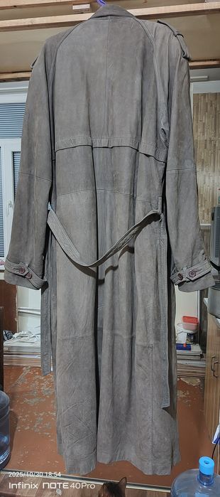 Мужской плащ из натуральной кожи (набук) в отличном состоянии!