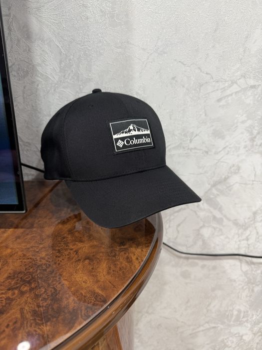 Кепка / бейсболка columbia