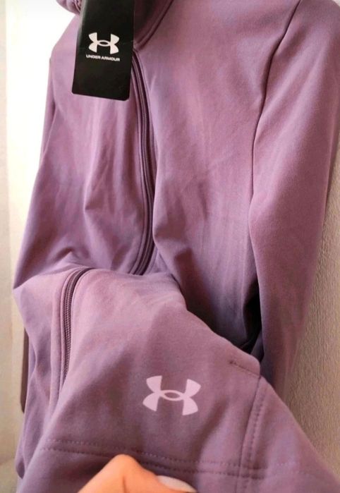 Bluza Under Armour Noua cu etichetă