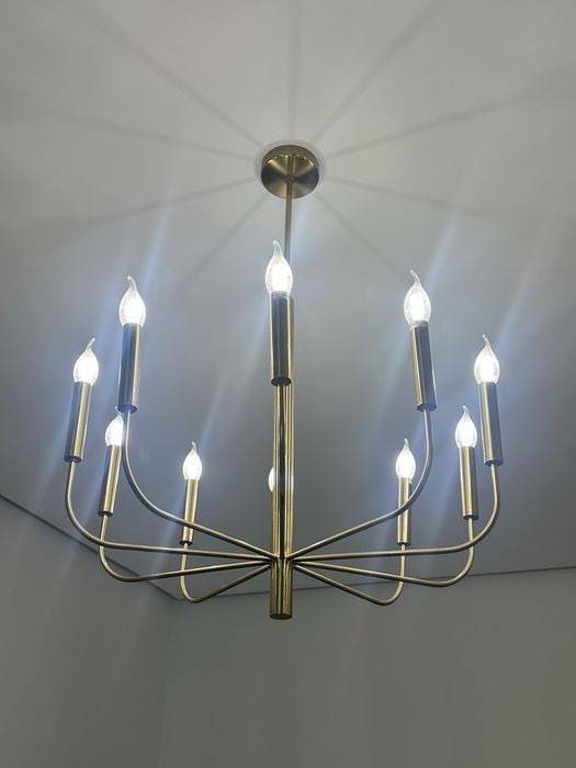 Продам люстру классичечкую