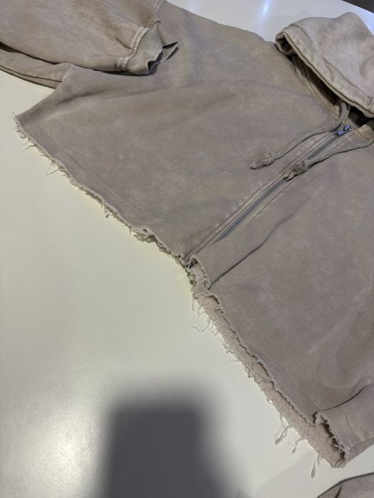 Продам костюм женский