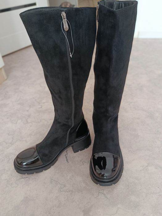 Продам весенние сапоги. Срочно