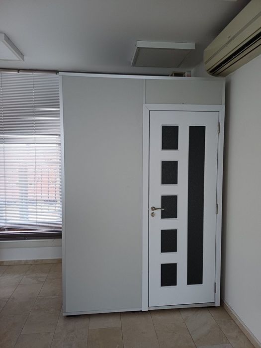 Шумоизолирана кабина за онлайн срещи/телефонни разговори