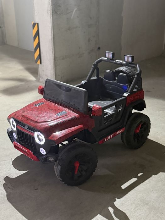 Masina cu acumulator 12 V Ocie Jeep Heat Super Spider Red