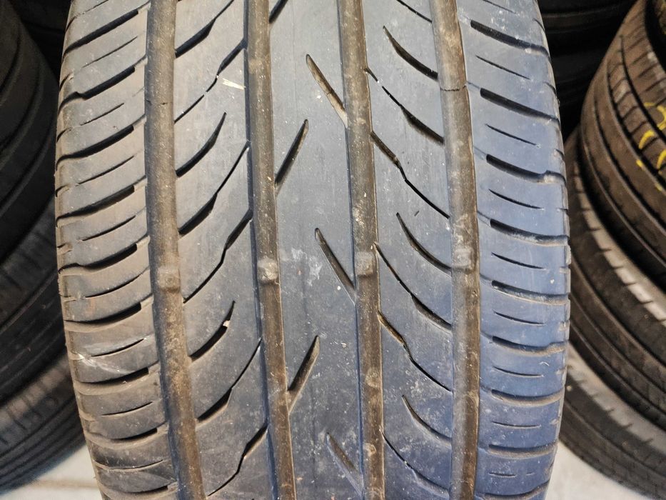 2бр.летни гуми 255/45/18 Platin