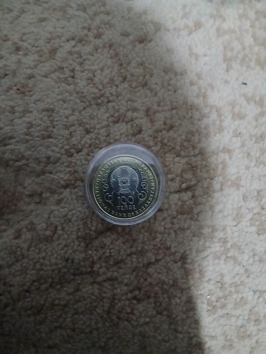 Продам монетка 100 тг 30 лет