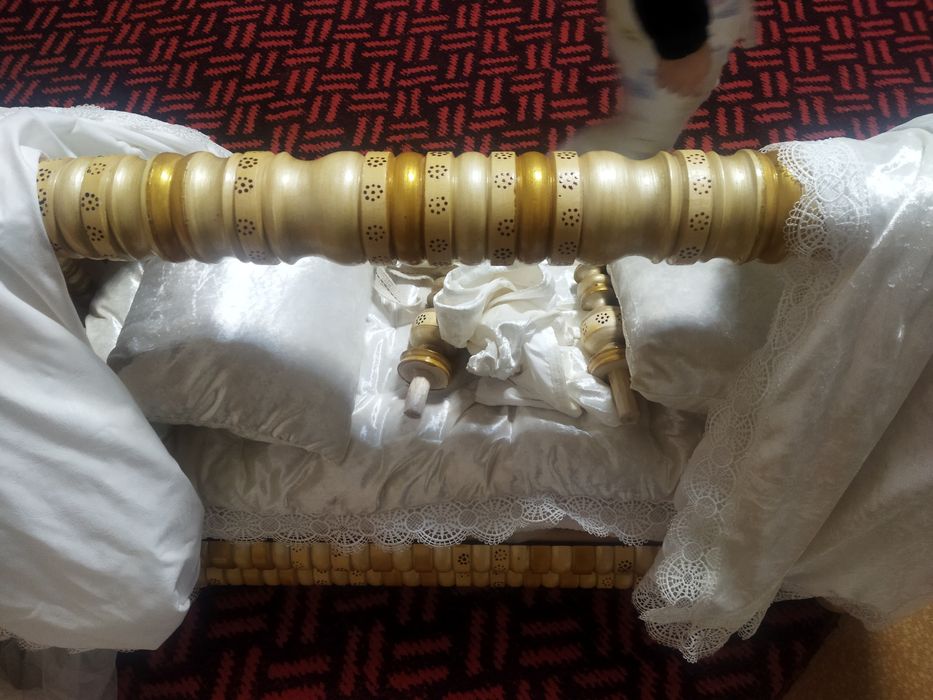 Beshik yangii nabori bilan