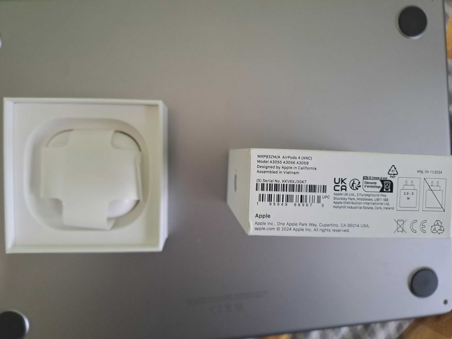 Casti airpods 4 ANC originale