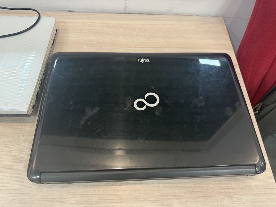 Ноутбук(Sony 2011) Ноутбуки