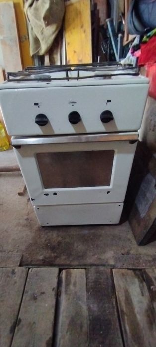 Продам газплиту двухкофорочную