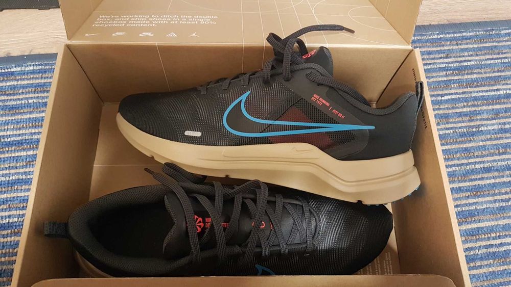 Маратонки Nike 44 номер