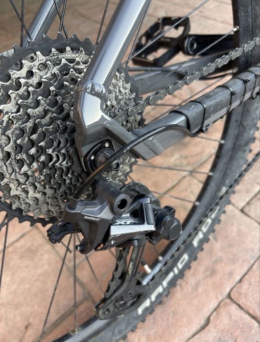 vand bicicleta cube race one