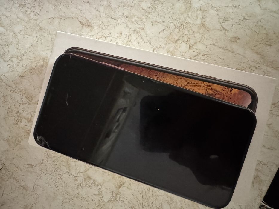 Iphone Xs sotiladi