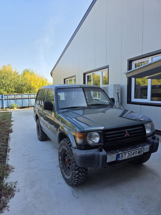 Джип Mitsubishi Pajero
