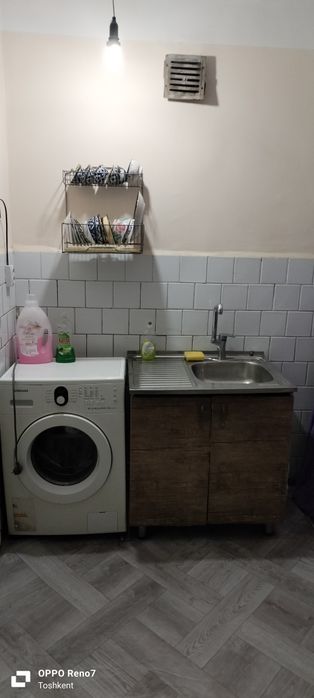 Sergeli 3 daxa turon bekati oldida 2 xonali kvartira ijaraga beriladi