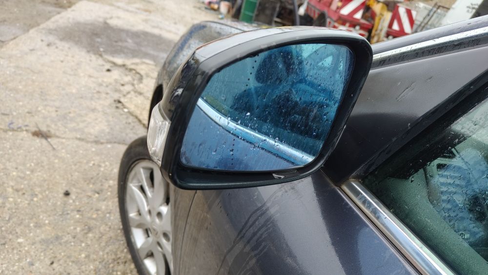 Oglinda stanga dreapta Renault Laguna 3 cu rabatare electrica
