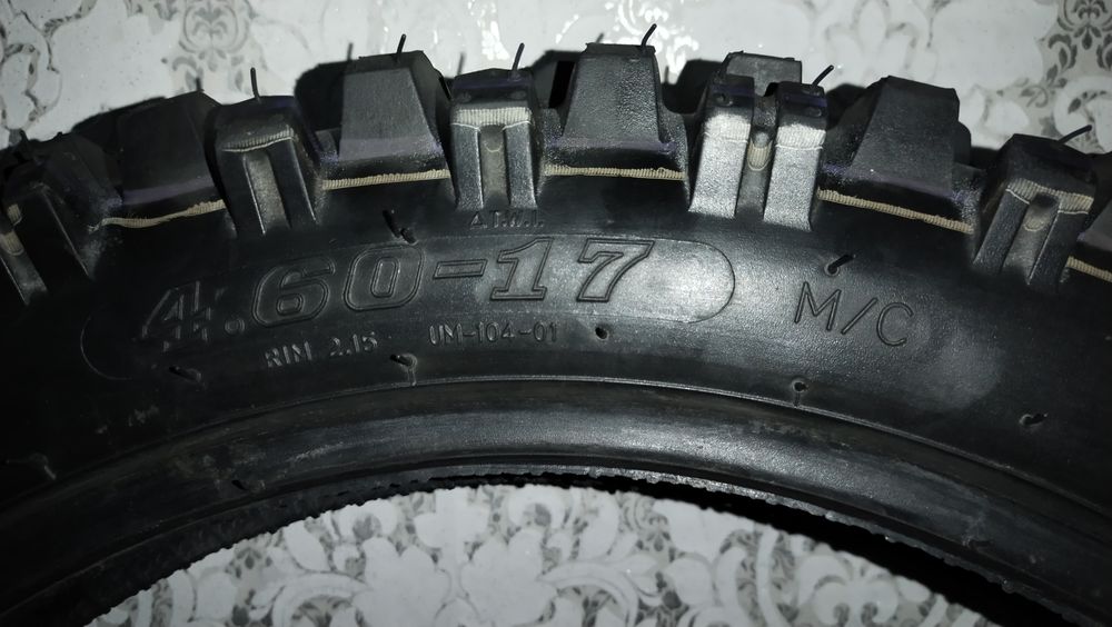 Грязевая резина на мотоцикл