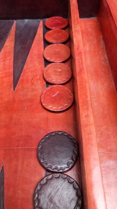 Кожена табла за игра