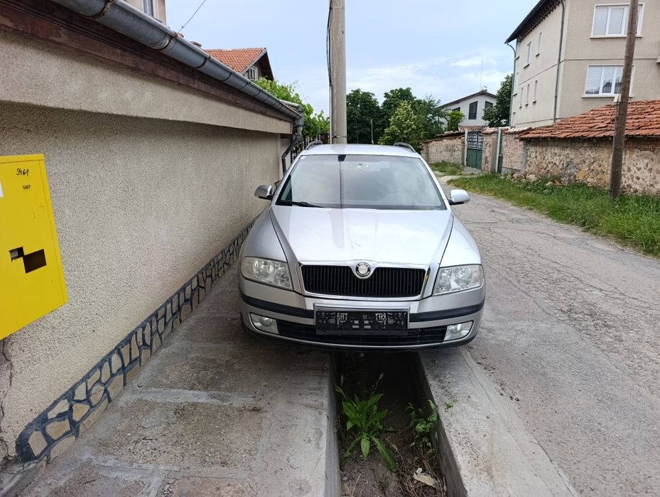 Шкода    Октавия
