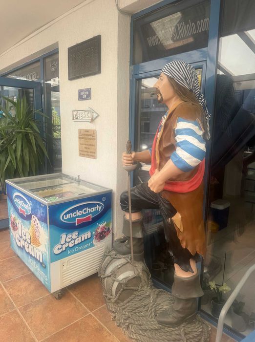 Нощувка в Свети Никола l Включва нощувка, басейн и шезлонги! ТОП ЦЕНА!