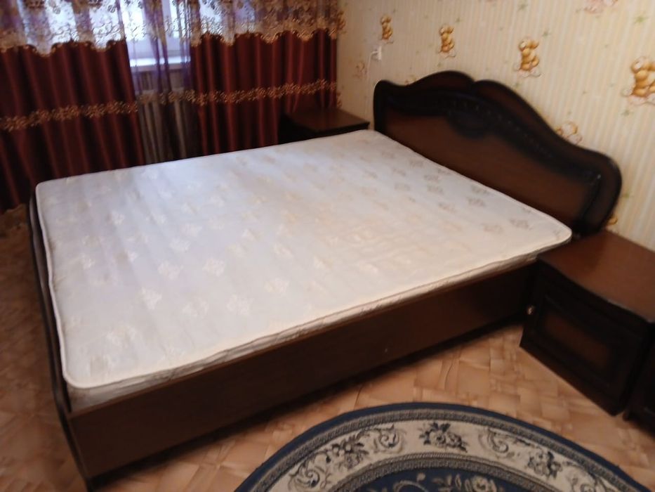 Спальный гарнитур