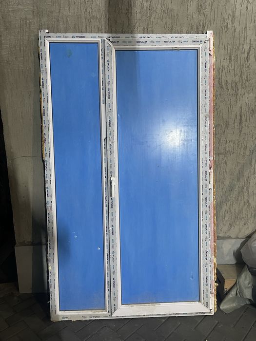 Дверь пластиковая