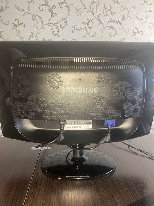 Монитор для пк Samsung SyncMaster 2033SN