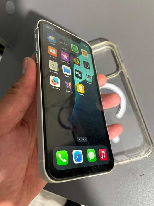 iPhone XR в корпусе 17 pro