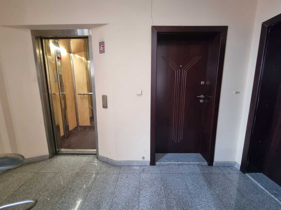 Дава се под наем Двустаен апартамент в Варна, Цветен квартал - 50 кв.м за 498.27 € - Снимка #14