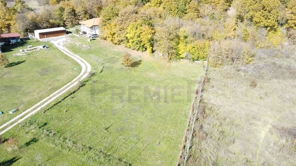 Продава се Парцел в с. Долище, Област Варна - 1992 кв.м за 35 €/кв.м - Снимка #2