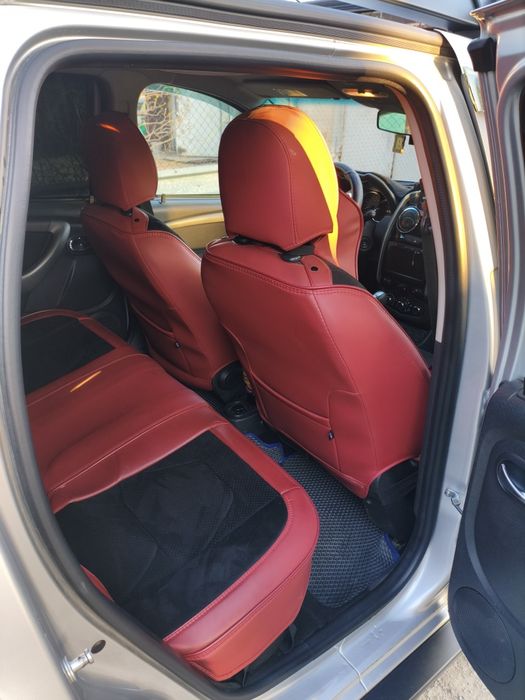 Renault Duster 2020 года.