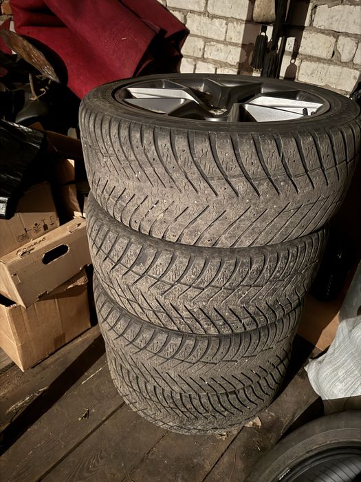 Поодам диски 245/45/18