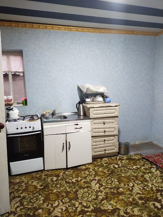 Ховли сотилади 5 хонали