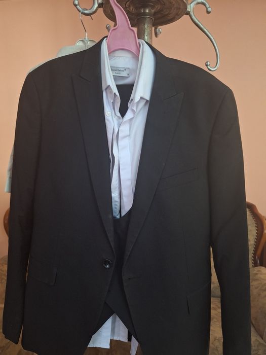 Костюм жилетка 2 брюки  2 рубашки