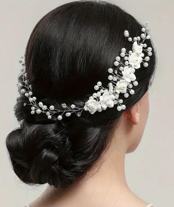 Сватбени аксесоари- перлен комплект, диадема и мъжки комплект