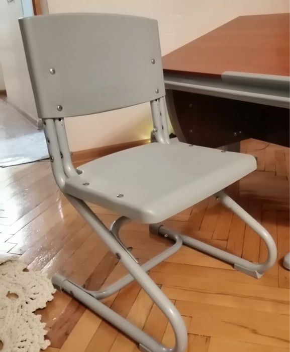 Растущий стул детский продам