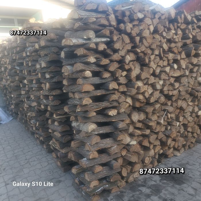 Карагач тополь Берёза дрова в мешках колотые дрова в мешках