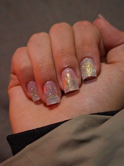 Наращивание ногтей любой длины всего за 120 000 сум