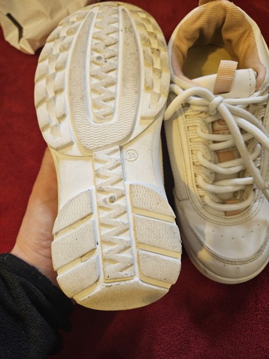 Vand adidasi fete, marimea 31, albi