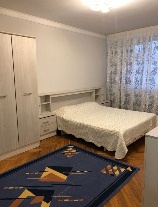 Продаётся 3х комнатная на Садык Азимова