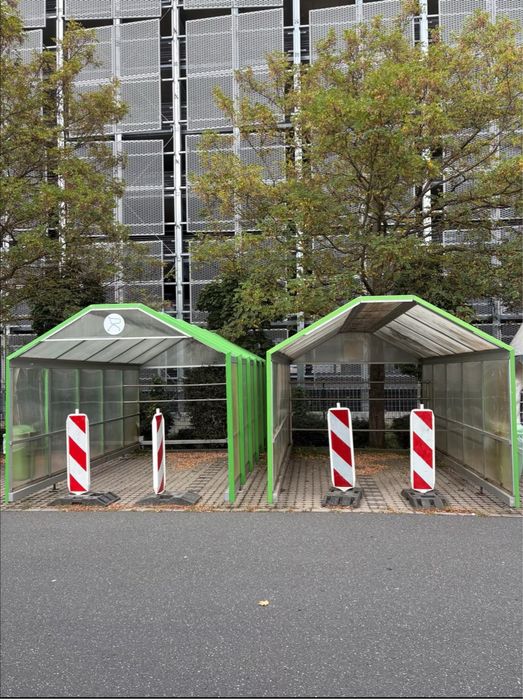 Garaj portabil usor de instalat