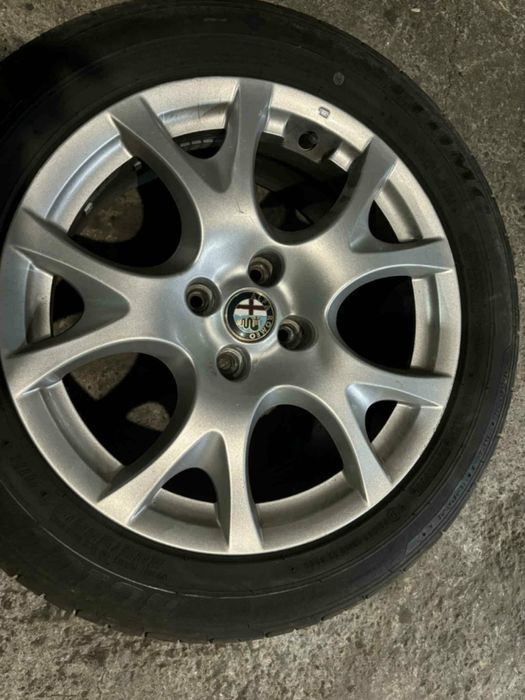 Продавам лети джанти 4х98 16 цола без забелешки със нови гуми
