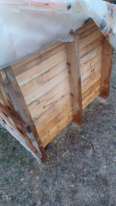 Vând hambar ( lăzi) cereale