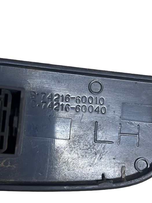 Buton Geam Electric Stanga Spate Toyota Land Cruiser 90 _J9_ 1995 -> 74216-60010