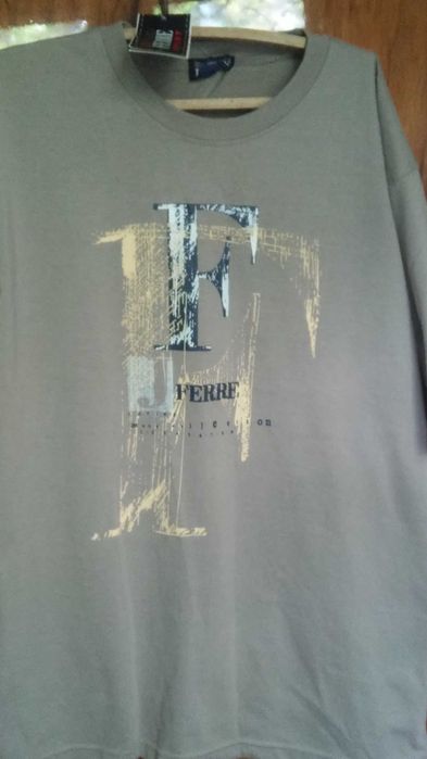 Продам футболку. J Ferre. Производство Турция. Цена окончательная