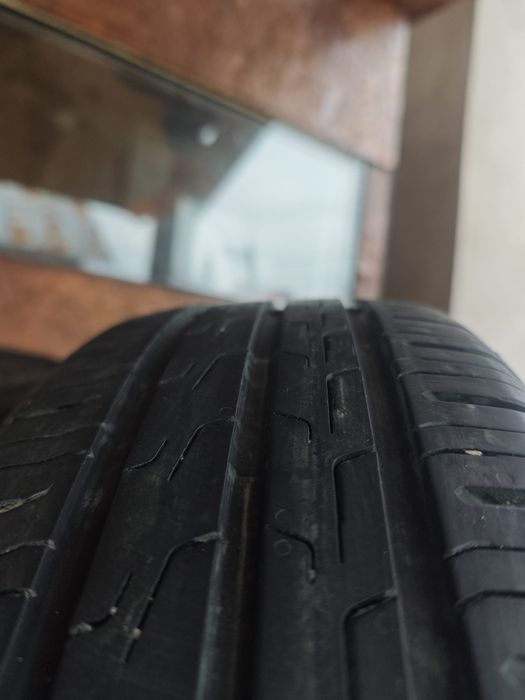 Anvelope Continental  175/65 R14 T XL ( rulate 400km - aproape noi)