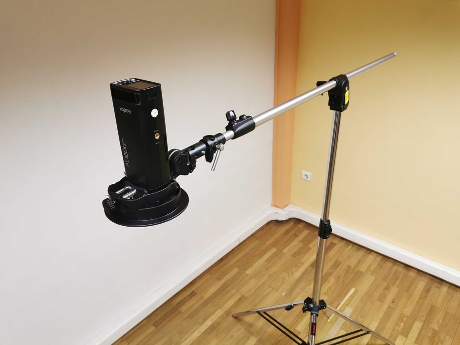 Multiblitz / Manfrotto 420 CSU Combi Boom Stand статив с напречно рамо (жираф)