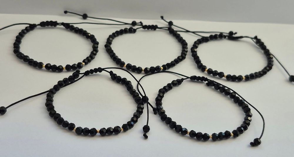 Bratari cu biluțe de aur