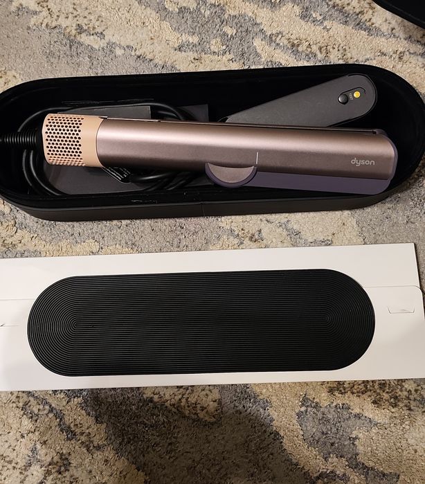 Dyson Airstrait HT01 преса-сешоар,Jasper/Plum– НОВ ОРИГИНАЛЕН + 24 МЕС. ГАРАНЦИЯ